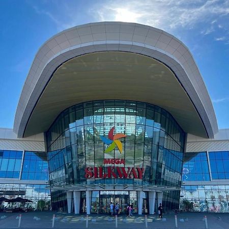 Appartement Уютная Квартира На Expo-Smart Замок à Astana Extérieur photo
