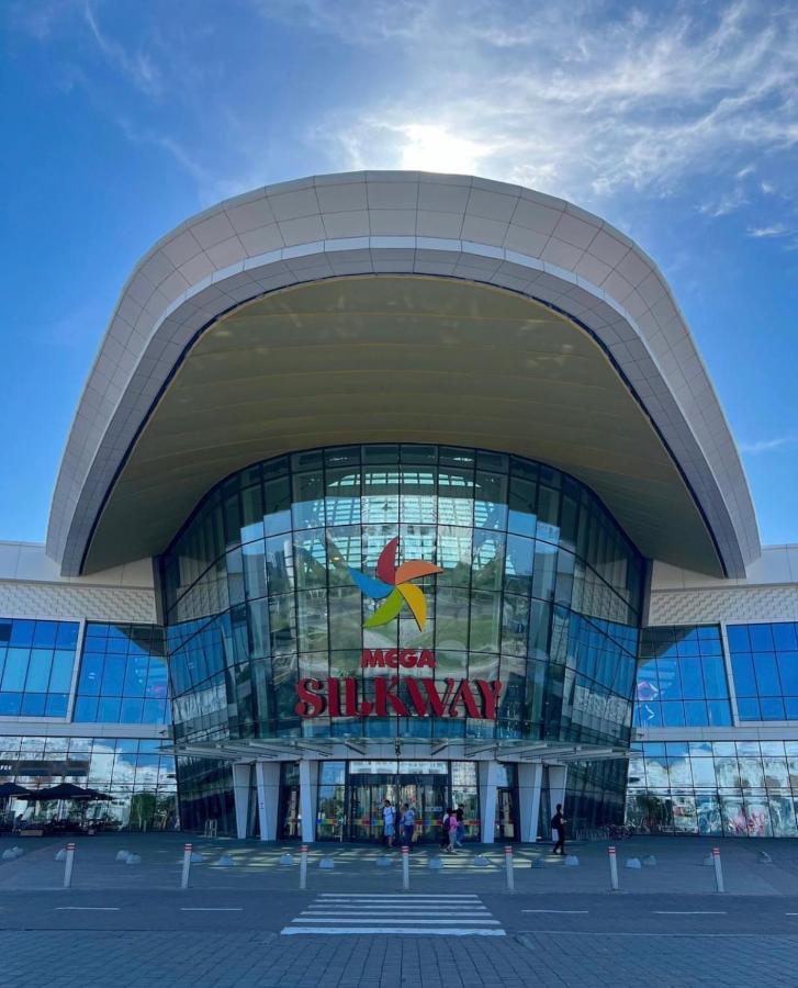 Appartement Уютная Квартира На Expo-Smart Замок à Astana Extérieur photo