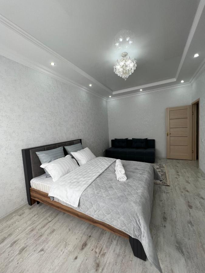 Appartement Уютная Квартира На Expo-Smart Замок à Astana Extérieur photo