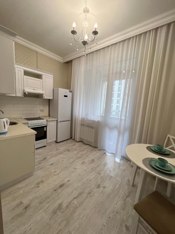 Appartement Уютная Квартира На Expo-Smart Замок à Astana Extérieur photo